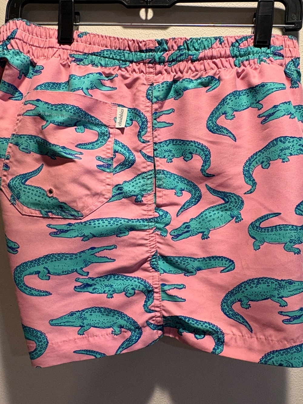 Chubbies Pink Alligator Print Swim Trunks Shorts Medium M Made USA Lined - Picture 2 of 4